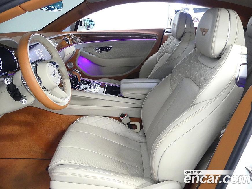 Bentley Continental 2022