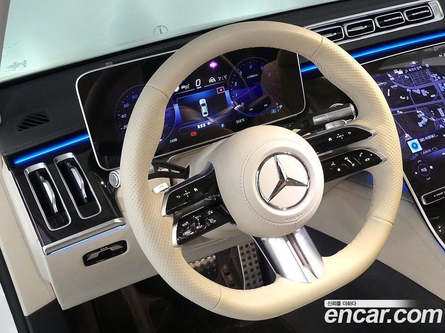 Mercedes-Benz S-Class 2024