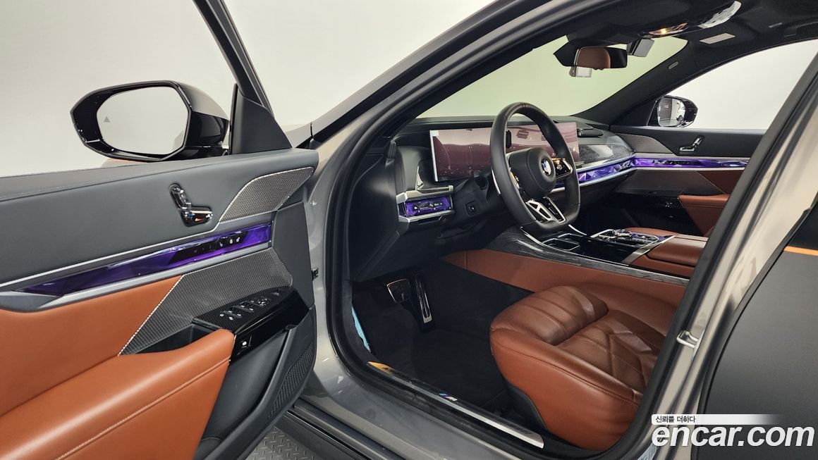 BMW 7-Series 2024
