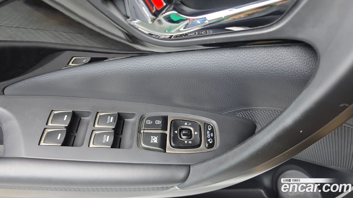 Hyundai Grandeur 2012