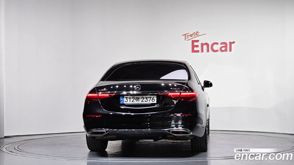 Mercedes-Benz S-Class 2022