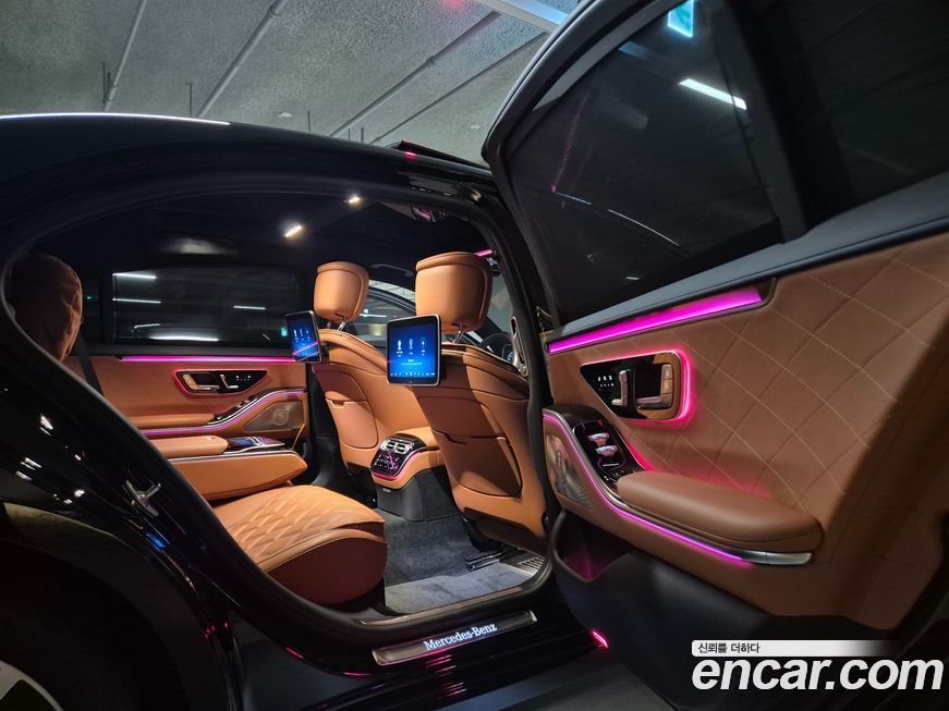 Mercedes-Benz S-Class 2023