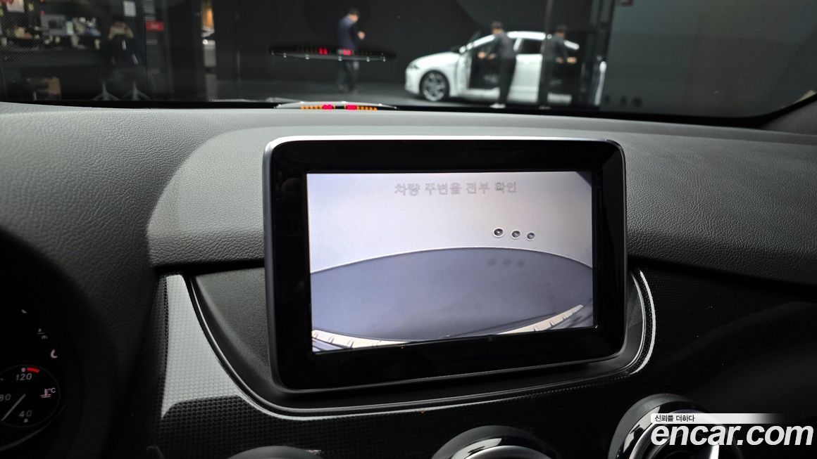 Mercedes-Benz B-Class 2015