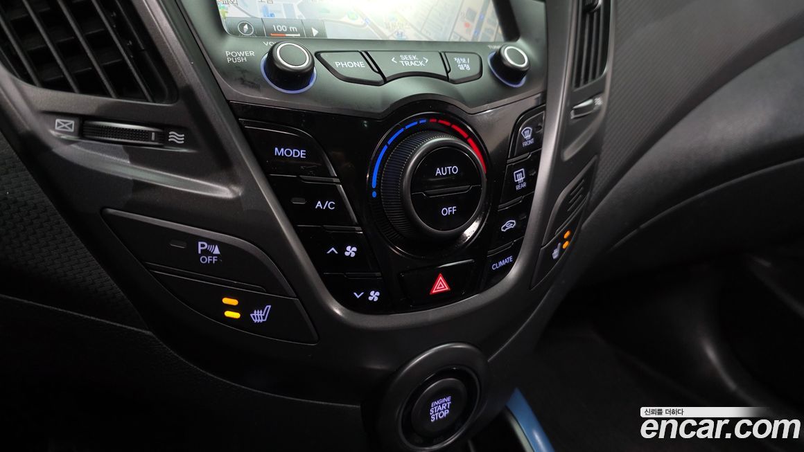 Hyundai Veloster 2013