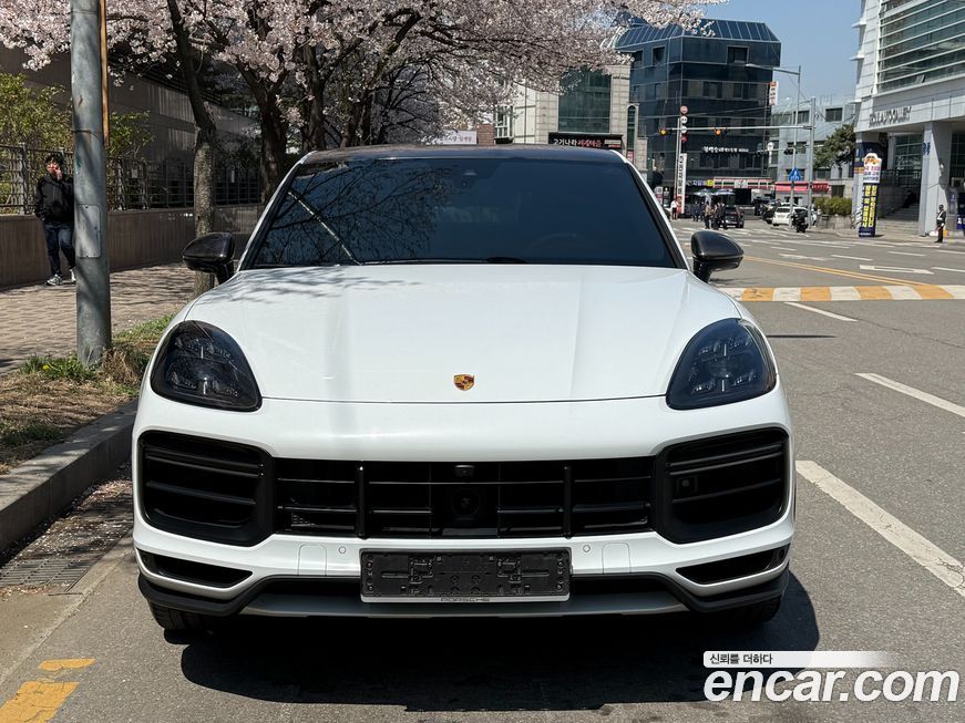 Porsche Cayenne 2022