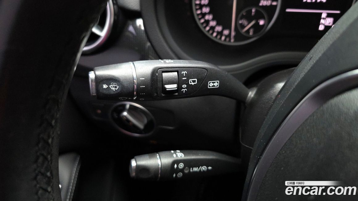 Mercedes-Benz B-Class 2015