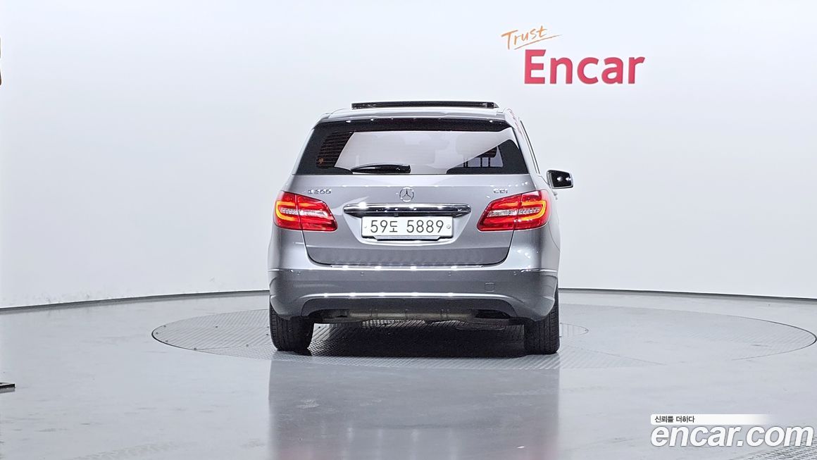 Mercedes-Benz B-Class 2015