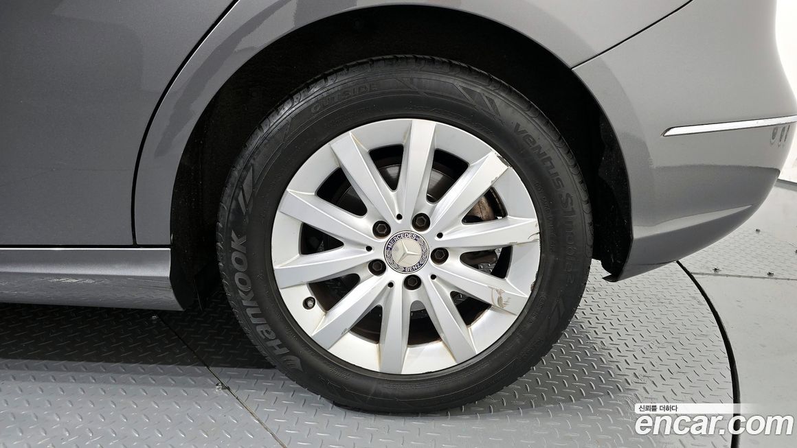 Mercedes-Benz B-Class 2015