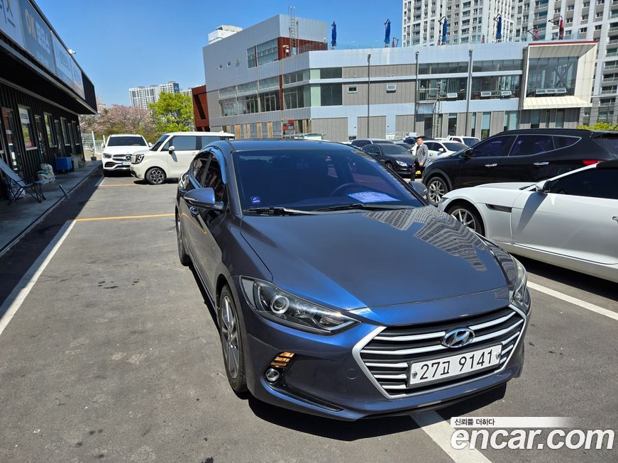 Hyundai AVANTE 2017