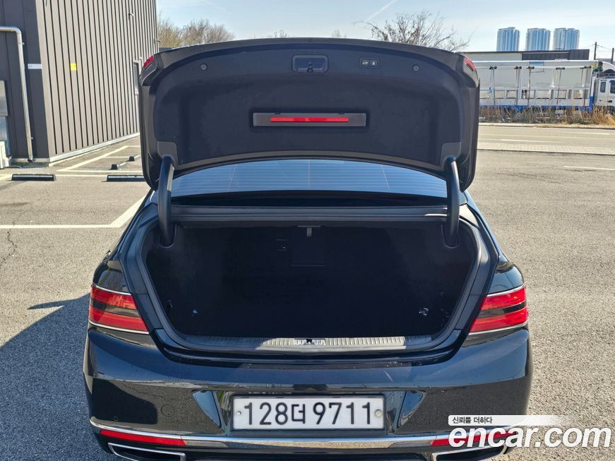 Genesis G90 2019