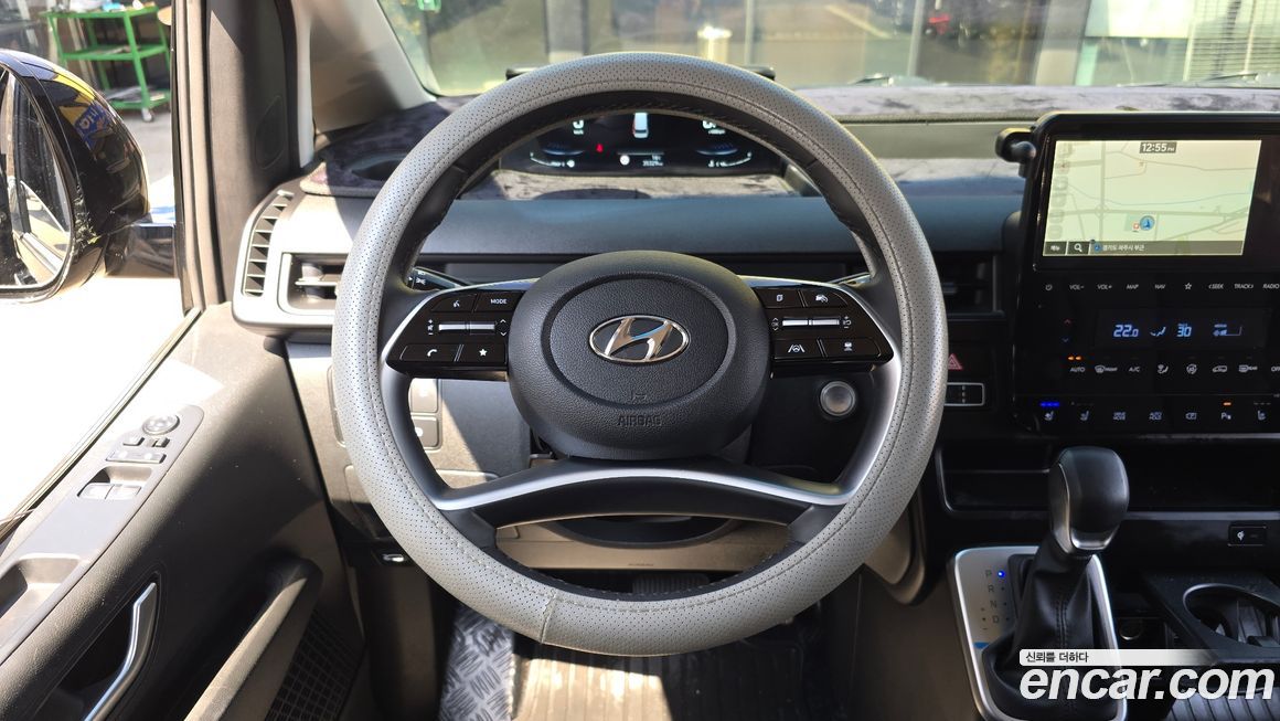 Hyundai Staria 2023