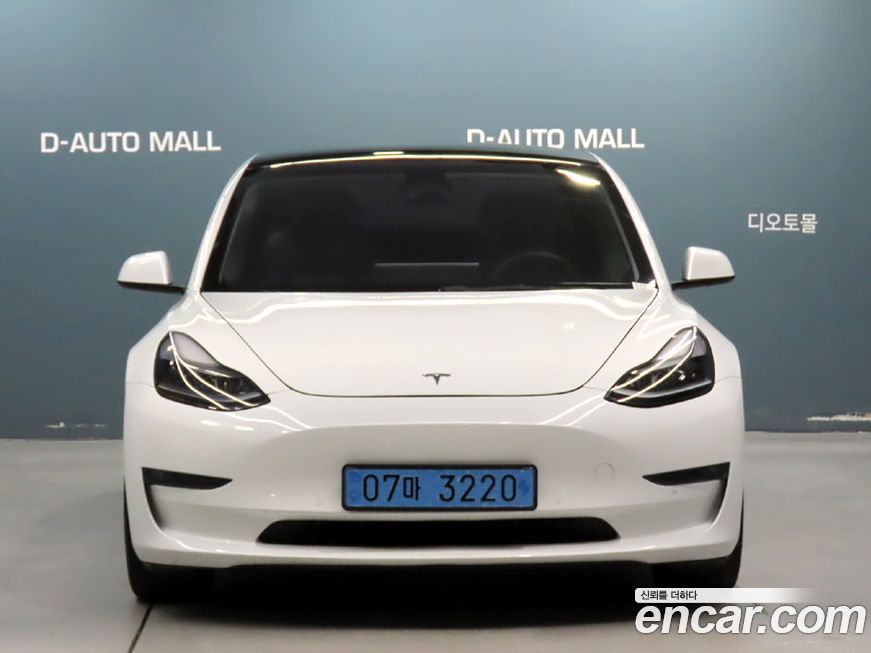 Tesla Model 3 2022
