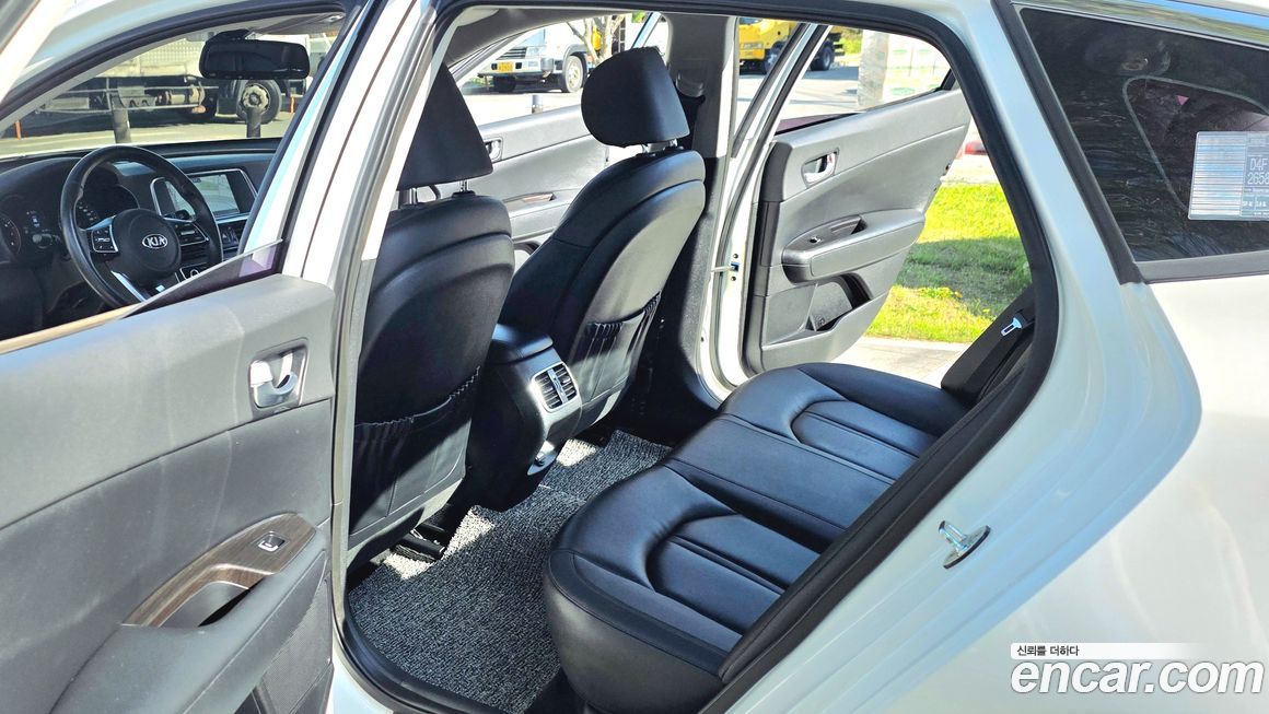 Kia K5 2019