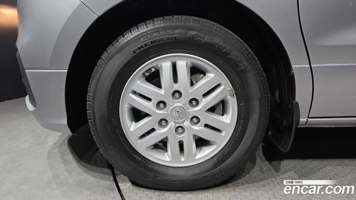 Hyundai Starex 2021