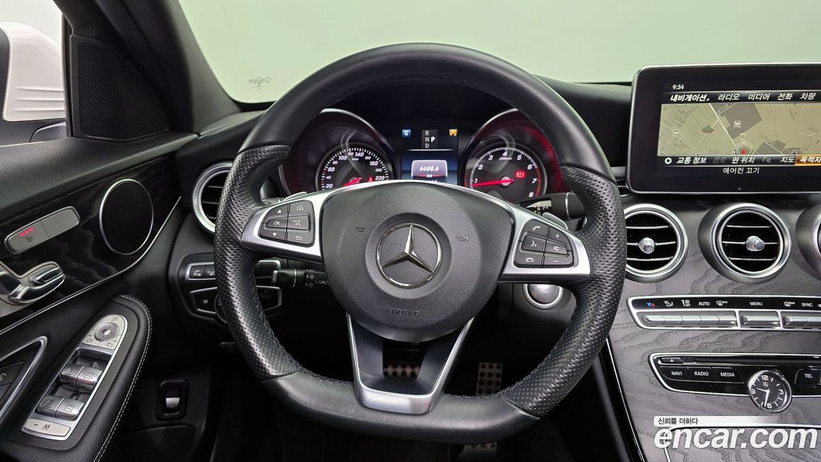 Mercedes-Benz C-Class 2018