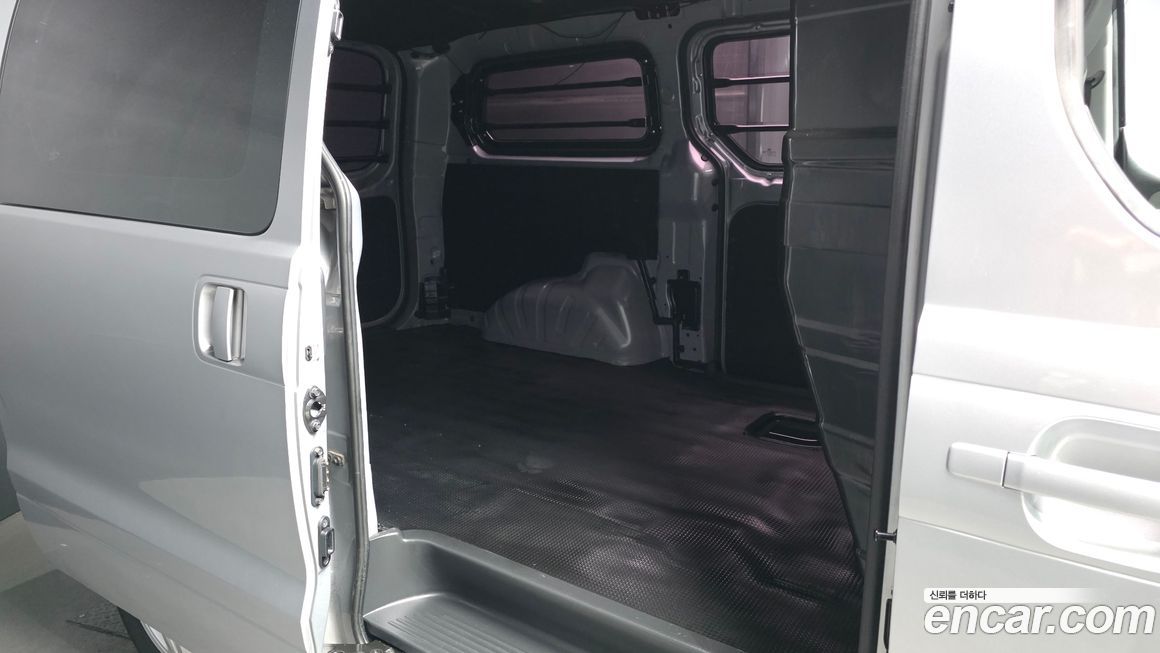 Hyundai Starex 2021