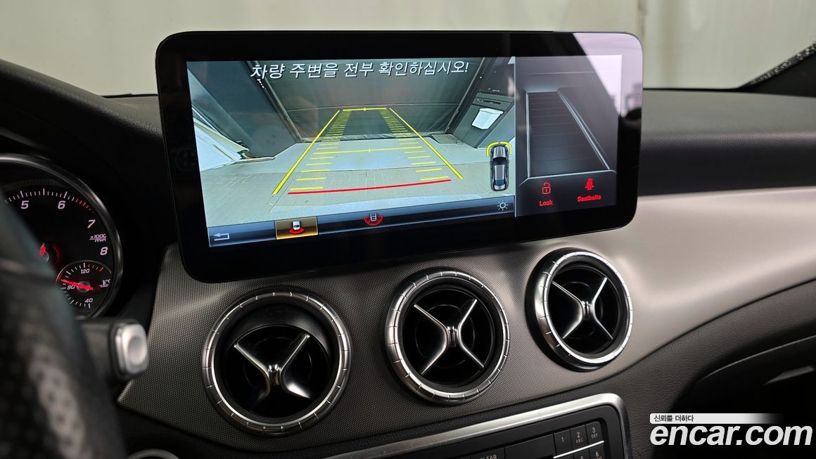 Mercedes-Benz CLA-Class 2018