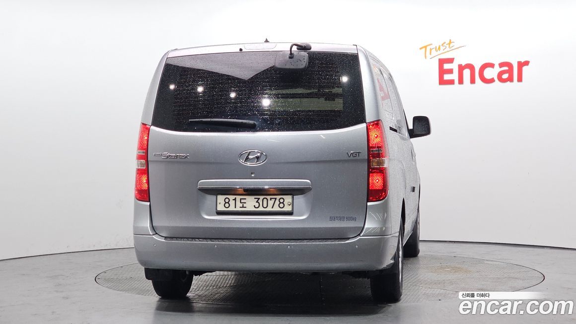 Hyundai Starex 2021