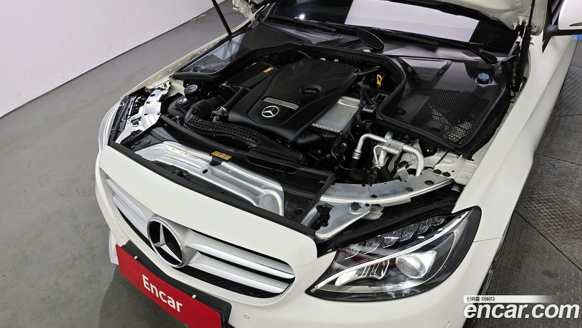 Mercedes-Benz C-Class 2018