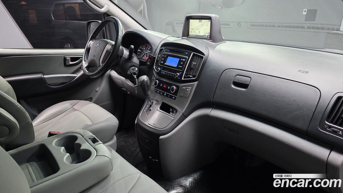 Hyundai Starex 2021