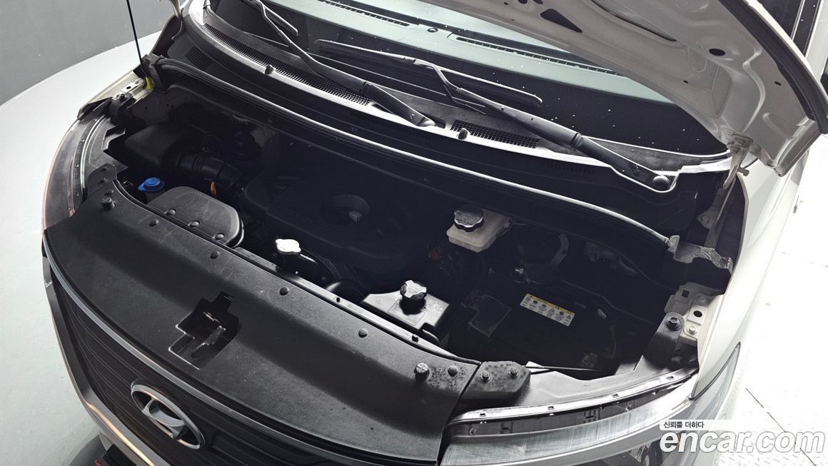 Hyundai Starex 2021