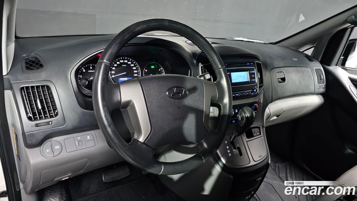 Hyundai Starex 2021