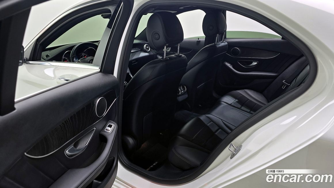 Mercedes-Benz C-Class 2018