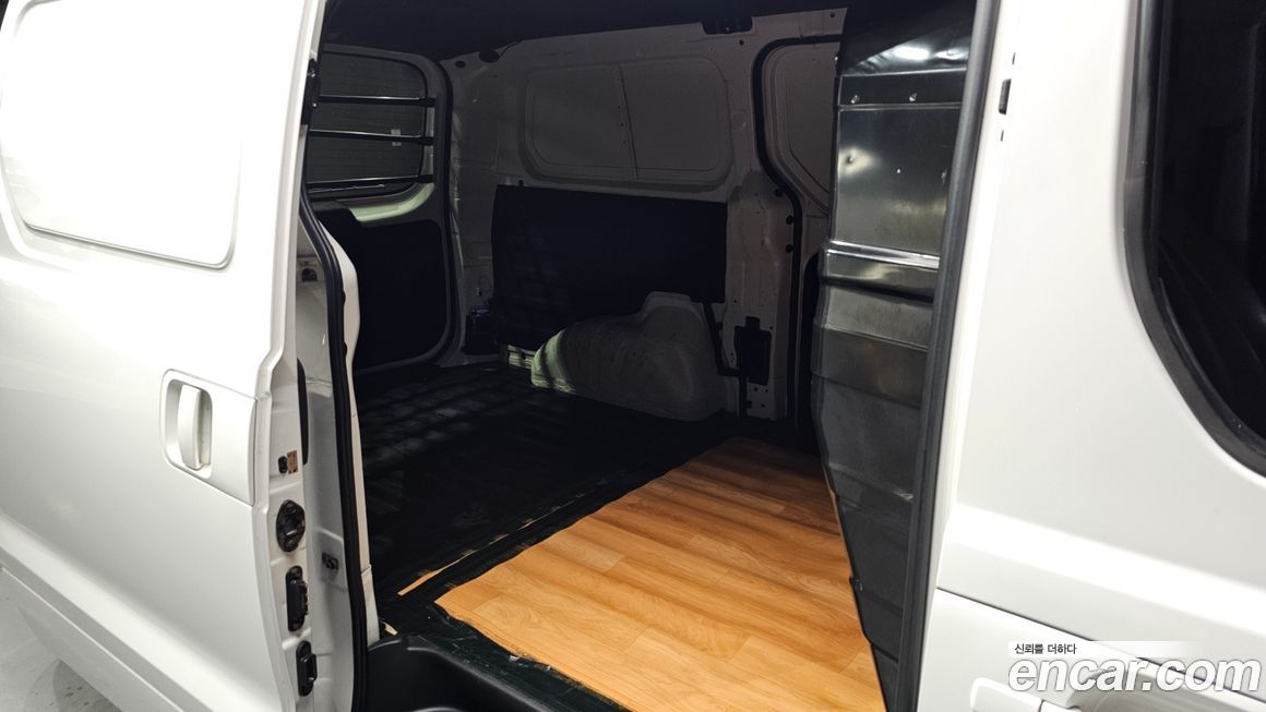 Hyundai Starex 2021