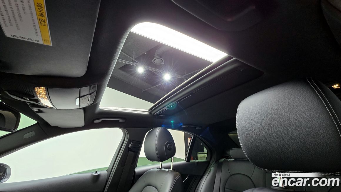 Mercedes-Benz C-Class 2018