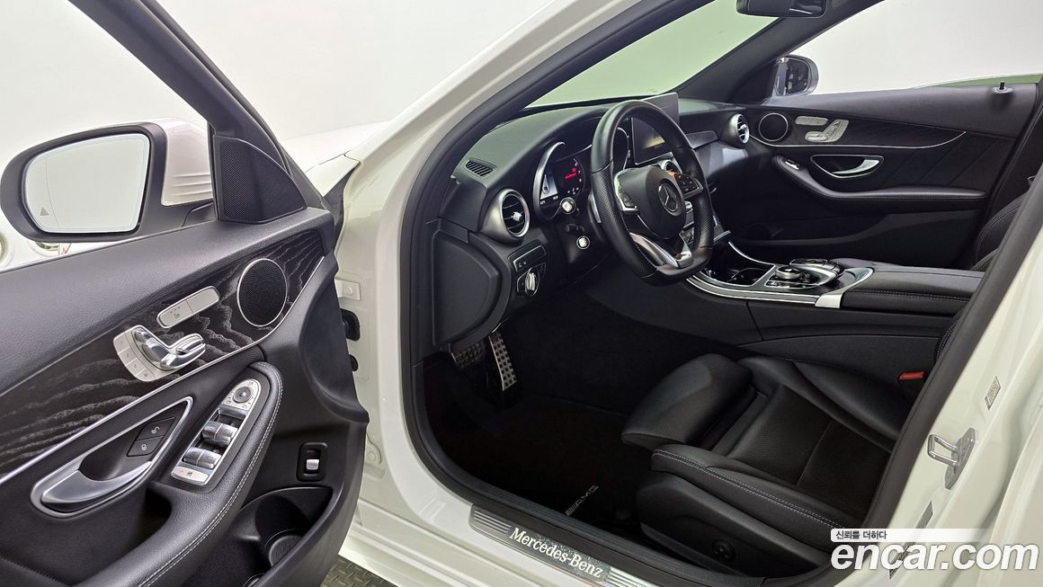 Mercedes-Benz C-Class 2018