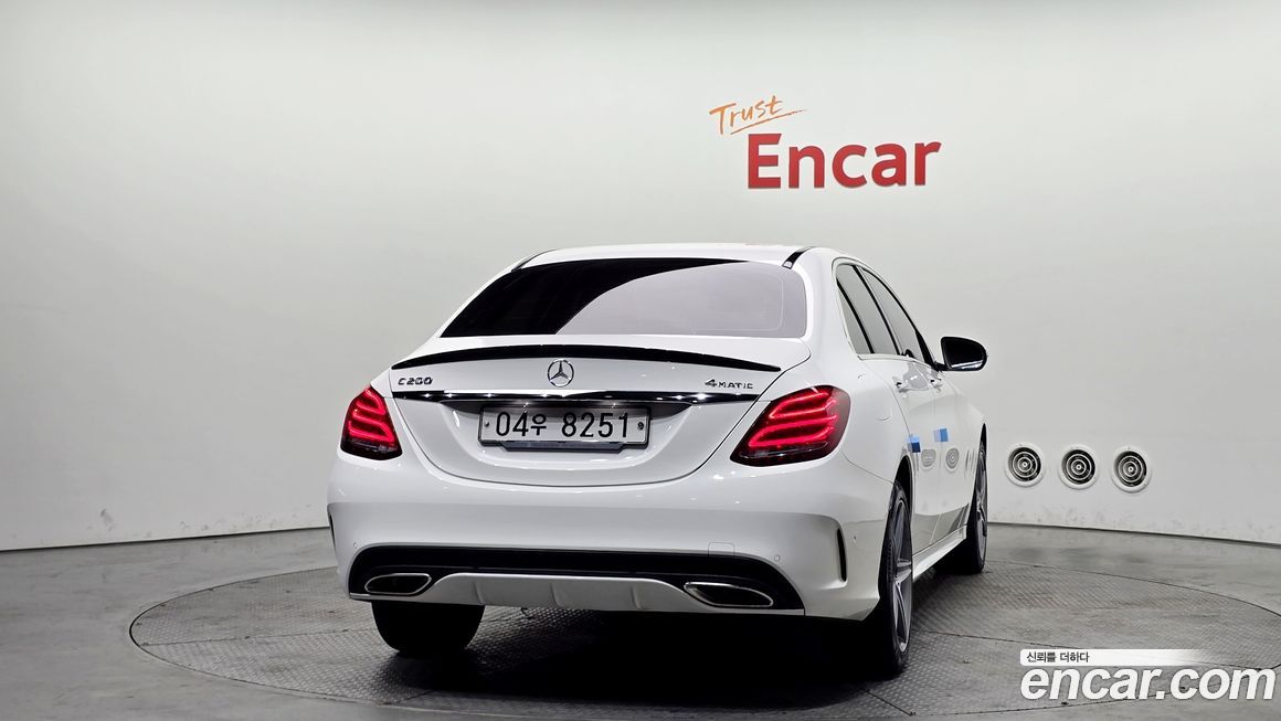 Mercedes-Benz C-Class 2018