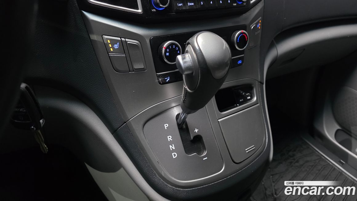 Hyundai Starex 2021