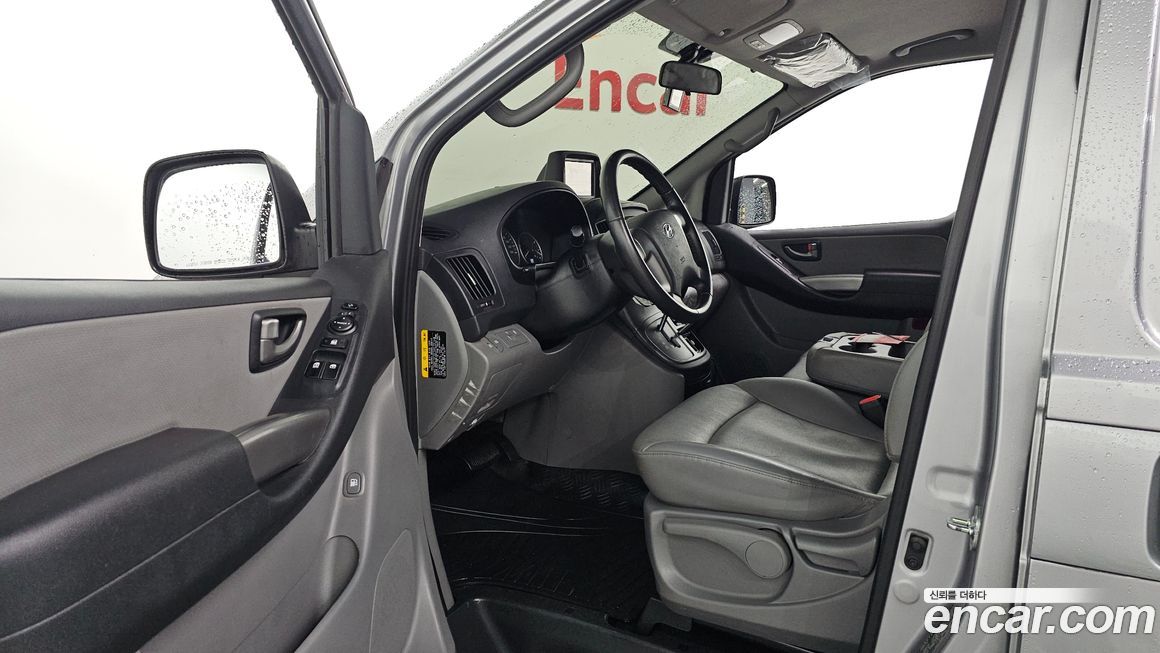 Hyundai Starex 2021