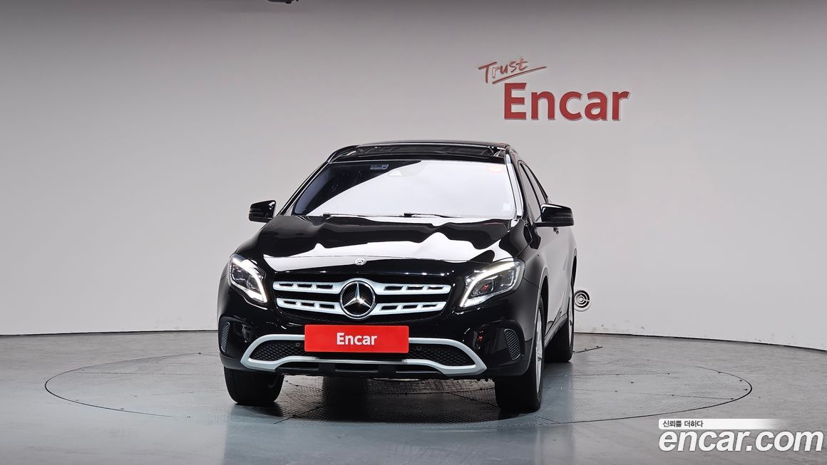 Mercedes-Benz GLA-Class 2018