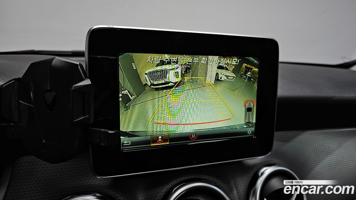 Mercedes-Benz GLA-Class 2018