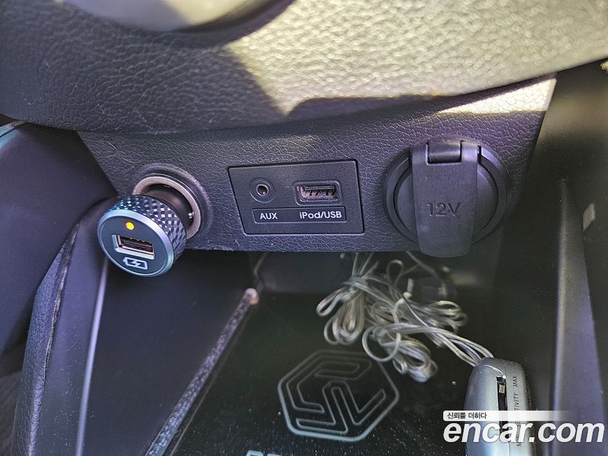 Hyundai Veloster 2012