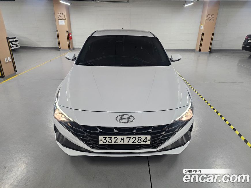 Hyundai AVANTE 2021