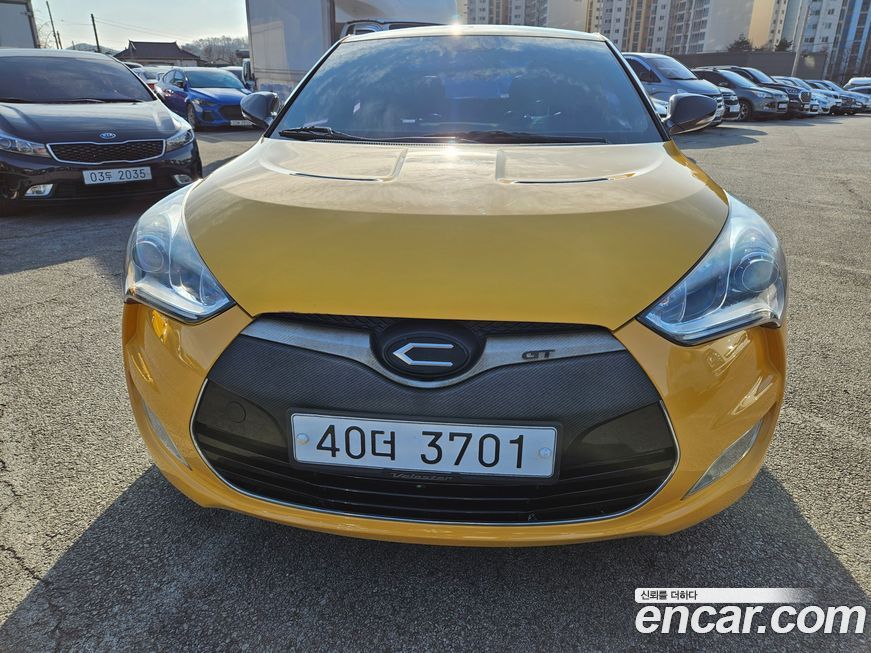 Hyundai Veloster 2012