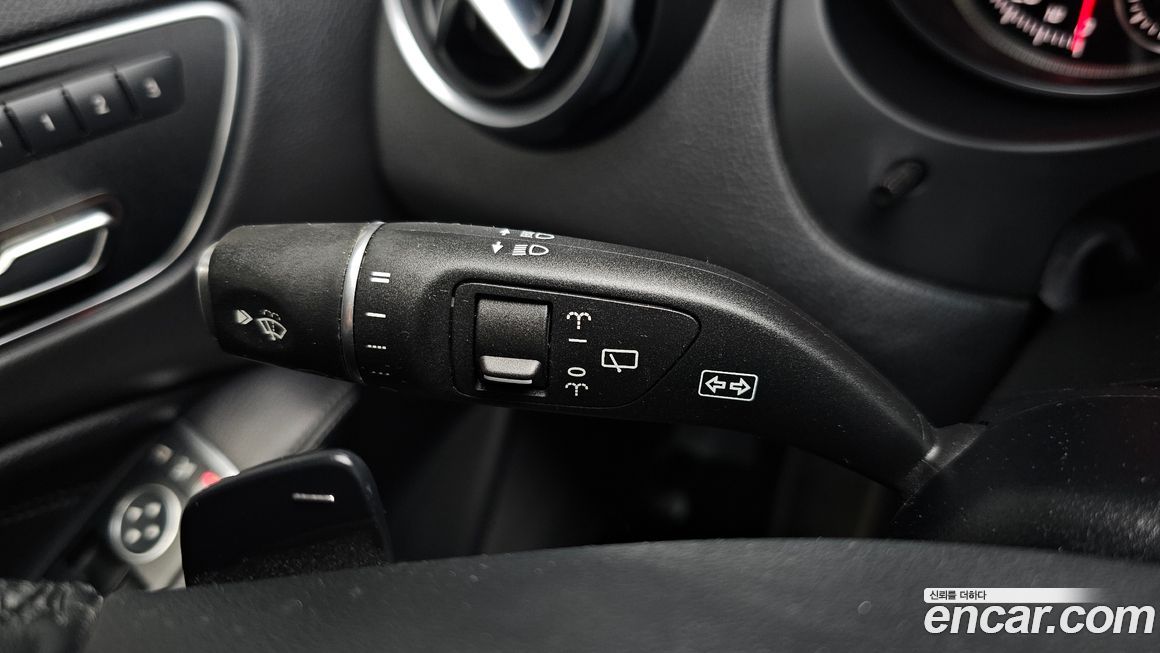 Mercedes-Benz GLA-Class 2018