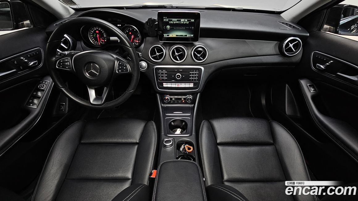 Mercedes-Benz GLA-Class 2018