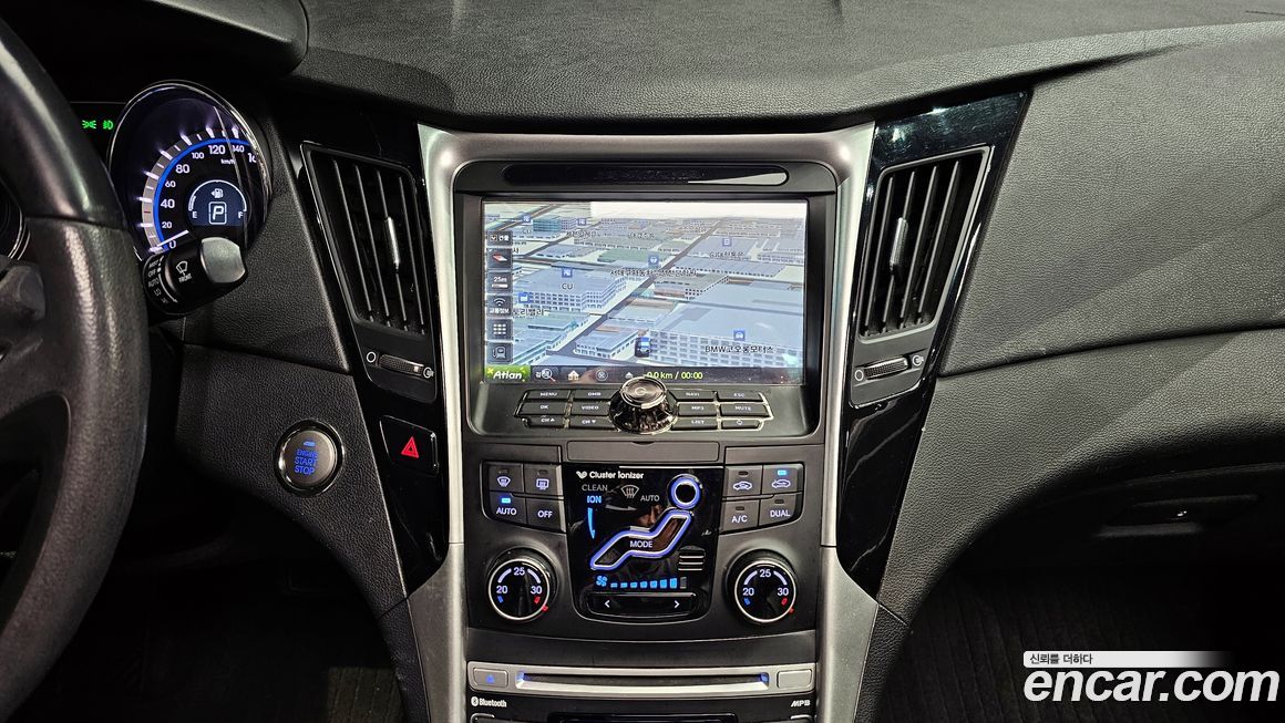 Hyundai Sonata 2012