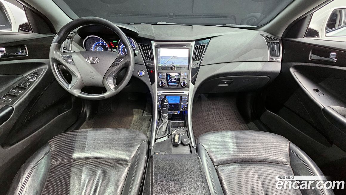 Hyundai Sonata 2012