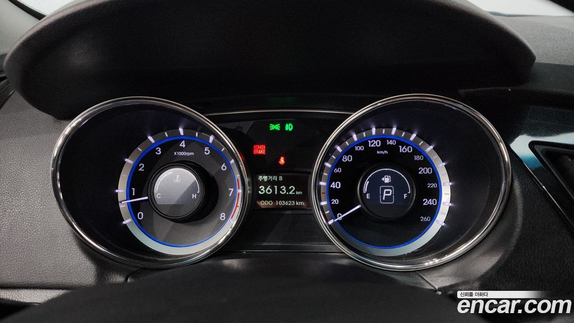 Hyundai Sonata 2012