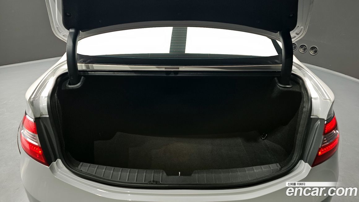 Hyundai Grandeur 2013