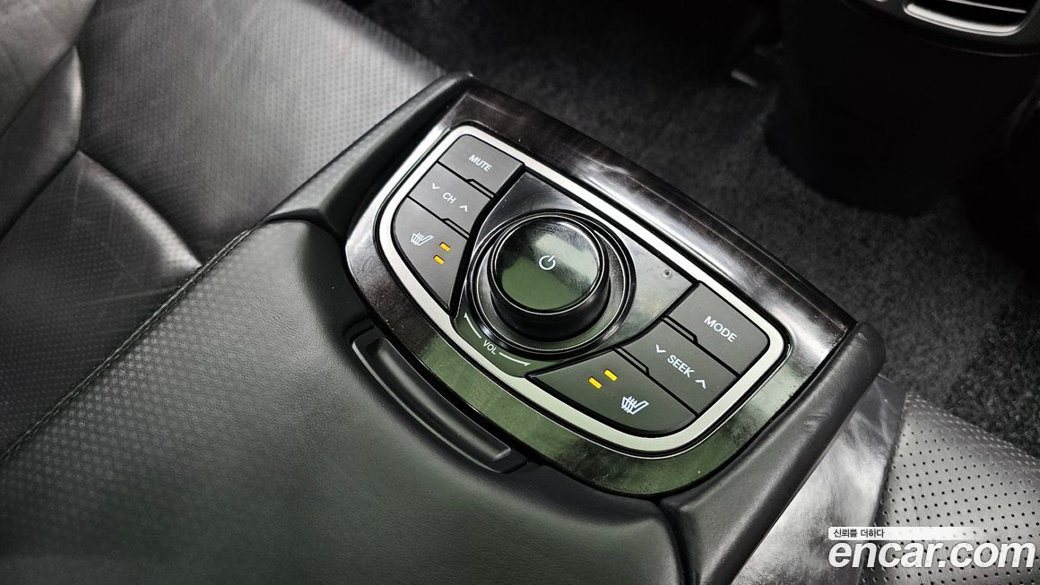 Hyundai Grandeur 2013