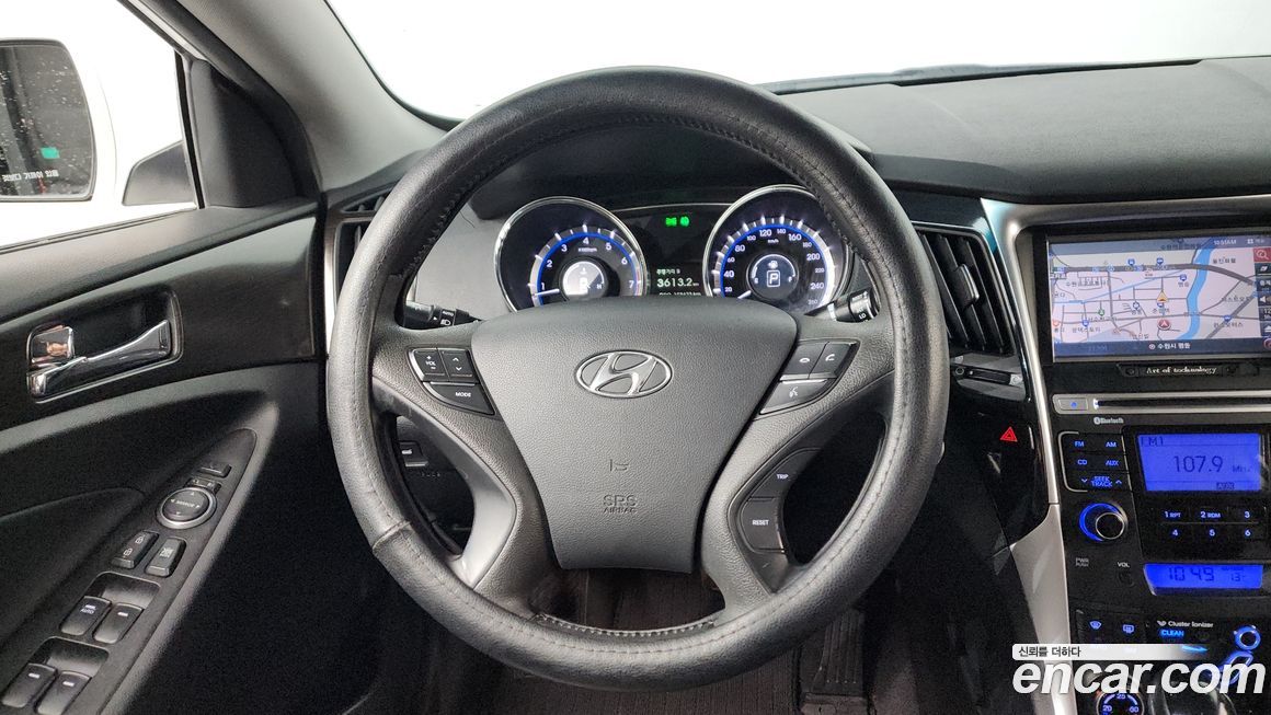 Hyundai Sonata 2012
