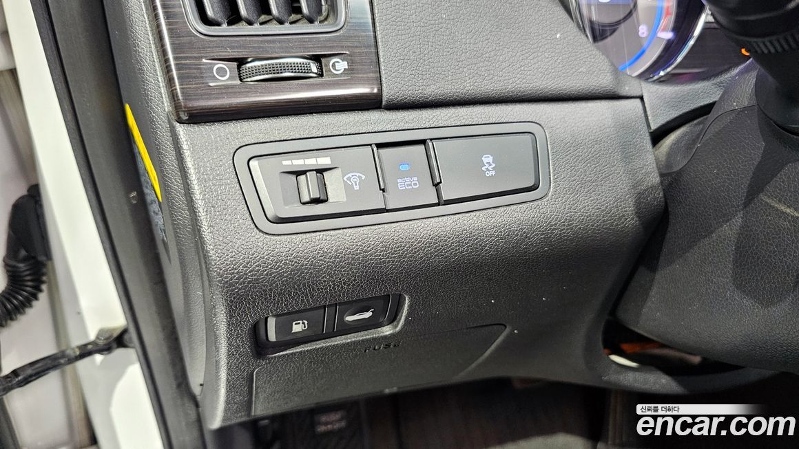 Hyundai Sonata 2012