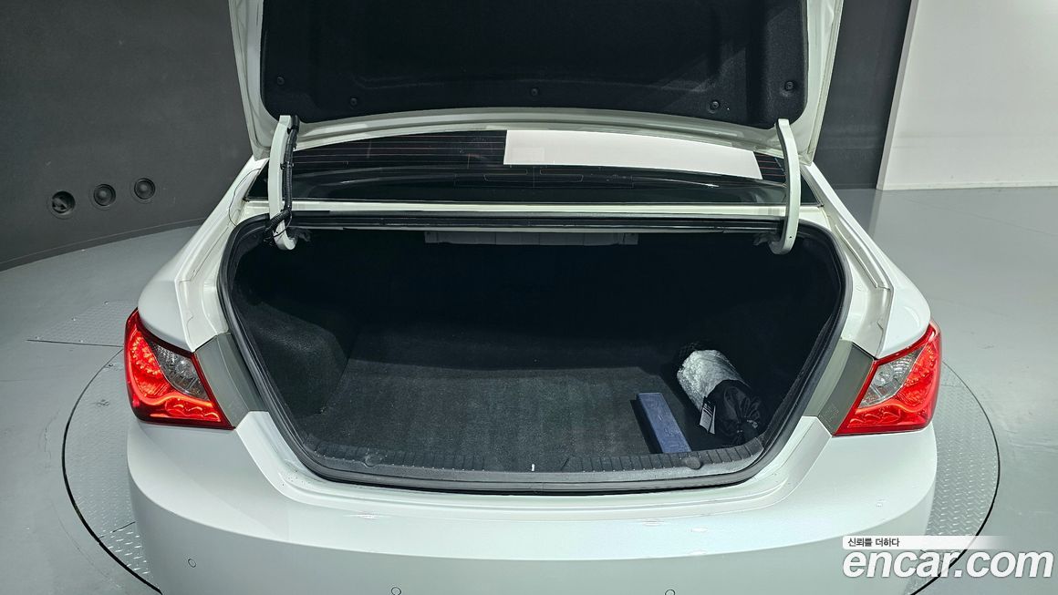 Hyundai Sonata 2012