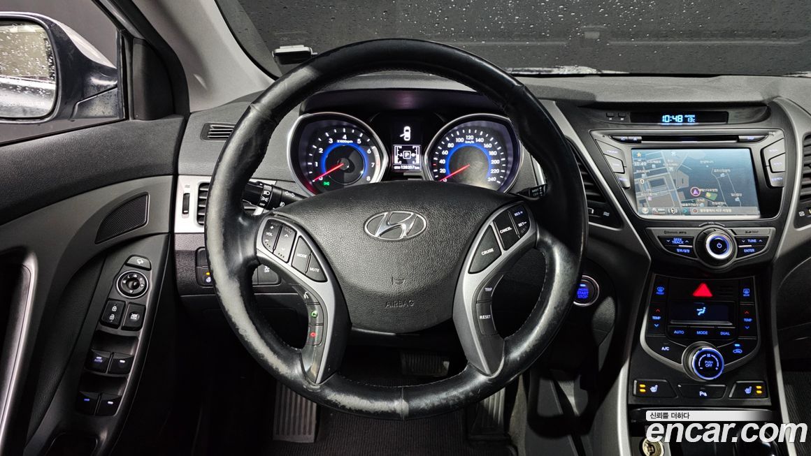 Hyundai AVANTE 2015