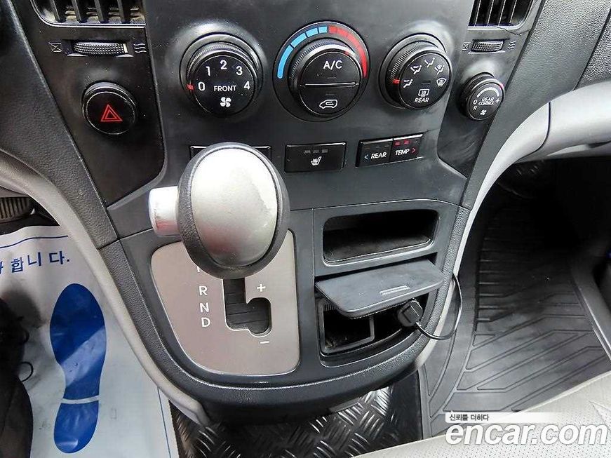 Hyundai Starex 2016